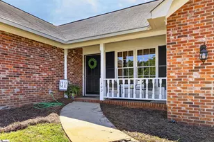 102 Ambergate Ct, Greer, SC 29650 - Photo 4