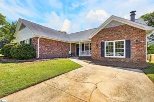 102 Ambergate Ct, Greer, SC 29650 - Photo 2