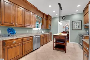 706 Sugar Mill Rd, Greer, SC 29650 - Photo 16