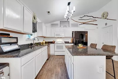 201 Melrose Road, Greenville, SC 29605 - Photo 14