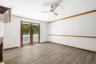 211 Brookside Dr, Duncan, SC 29334 - Photo 8