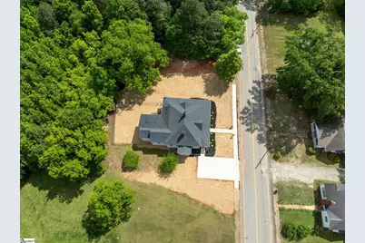 444 W Peachtree Street, Woodruff, SC 29388 - Photo 6