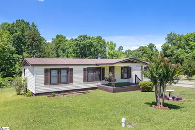 111 Lewis Street, Clinton, SC 29325 - Photo 2
