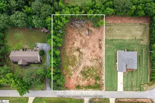 102 Indian Ridge Dr, Laurens, SC 29360 - Photo 1