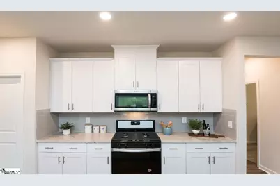 989 Penfold Pointe Pointe, Wellford, SC 29385 - Photo 4