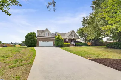 1017 Corie Crest Drive, Boiling Springs, SC 29316 - Photo 2
