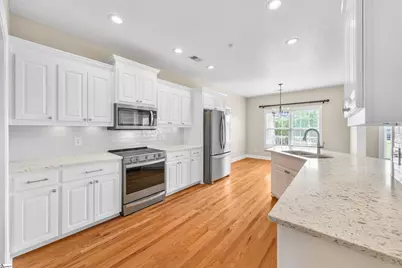1017 Corie Crest Drive, Boiling Springs, SC 29316 - Photo 8