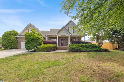 1017 Corie Crest Drive, Boiling Springs, SC 29316 - Photo 1