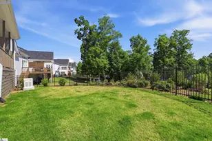 140 Double Crest Dr, Taylors, SC 29687 - Photo 32