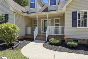 1 Brooke Lee Cir, Taylors, SC 29687 - Photo 4
