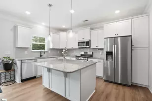421 Balvenie Dr, Greenville, SC 29607 - Photo 8