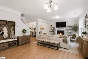 421 Balvenie Dr, Greenville, SC 29607 - Photo 2