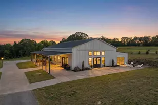 128 Orchard Dr, Moore, SC 29369 - Photo 2