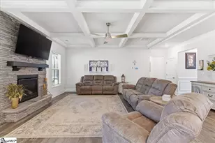 173 Juniper Hill Dr, Easley, SC 29642 - Photo 10