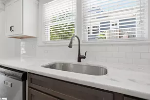 20 Glenn St, Greenville, SC 29607 - Photo 14