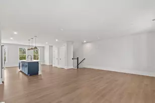 136B Gibbs St, Greenville, SC 29601 - Photo 16