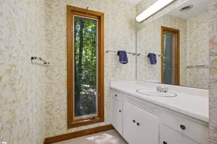 16 Oakleaf Rd, Greenville, SC 29609 - Photo 16