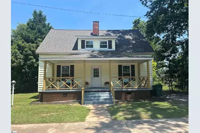 106 Washington Street, Clinton, SC 29325 - Photo 1