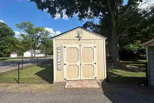 306 Shands St, Clinton, SC 29325 - Photo 10