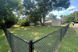 306 Shands St, Clinton, SC 29325 - Photo 8