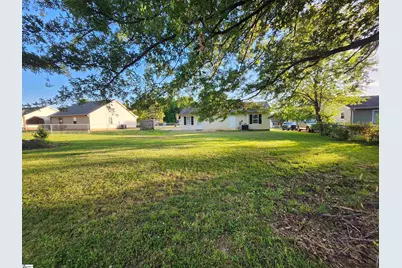 218 Donavan Drive, Spartanburg, SC 29302 - Photo 24