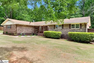 105 Carswell Dr, Anderson, SC 29662 - Photo 1