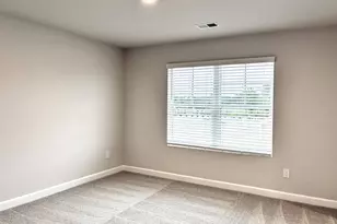 1438 Johnstone Dr, Reidville, SC 29375 - Photo 8
