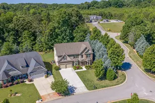 183 Wild Hickory Cir, Easley, SC 29642 - Photo 2