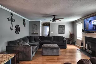 166 Chestnut Lake Dr, Inman, SC 29349 - Photo 4