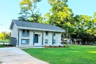 3625 Dobbins Bridge Rd, Anderson, SC 29626 - Photo 1