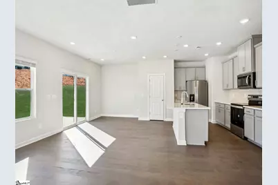 710 Cozy Bluff Road, Spartanburg, SC 29301 - Photo 2