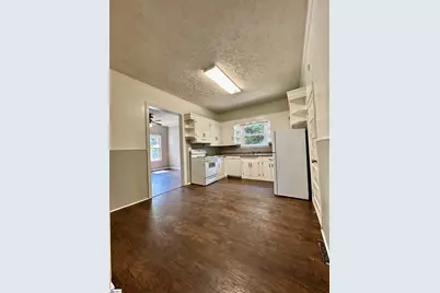 27 Wallace Street, Greenville, SC 29605 - Photo 12