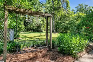 203 Hickory Ln, Mauldin, SC 29662 - Photo 36