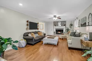 203 Hickory Ln, Mauldin, SC 29662 - Photo 6