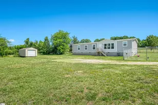580 Melvin Hill Rd, Campobello, SC 29322 - Photo 2