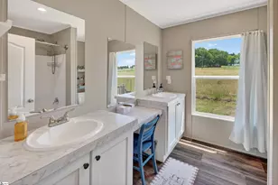 580 Melvin Hill Rd, Campobello, SC 29322 - Photo 18