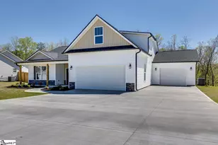 209 Old Glory Ct, Pickens, SC 29671 - Photo 2