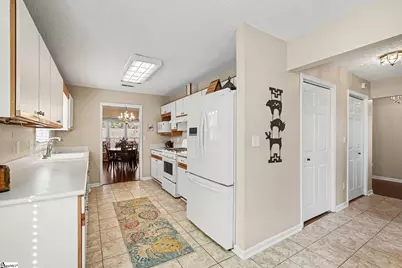 139 Forest Lake Drive, Simpsonville, SC 29681 - Photo 12