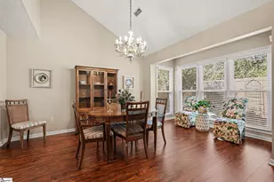 139 Forest Lake Dr, Simpsonville, SC 29681 - Photo 8