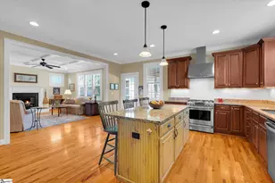 9 Hogarth St, Greenville, SC 29617 - Photo 14