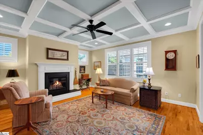 9 Hogarth Street, Greenville, SC 29617 - Photo 8