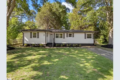 255 Hazelwood Avenue, Spartanburg, SC 29302 - Photo 1