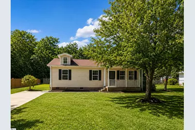 109 Laurens Court, Fountain Inn, SC 29644 - Photo 1