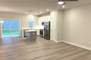 246 Taylor Woods Ct, Greenville, SC 29607 - Photo 2