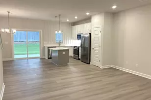 250 Taylor Woods Ct, Greenville, SC 29607 - Photo 2