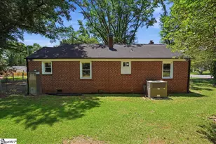 20 Milton Dr, Greenville, SC 29605 - Photo 4