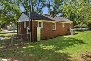 20 Milton Dr, Greenville, SC 29605 - Photo 6
