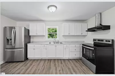 141 Edge Street, Wellford, SC 29385 - Photo 6