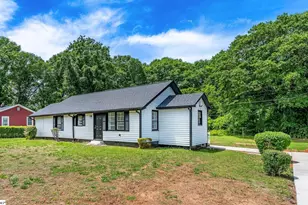 141 Edge St, Wellford, SC 29385 - Photo 2