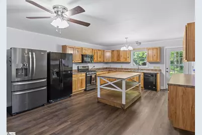 1125 Friendship Road, Seneca, SC 29678 - Photo 10